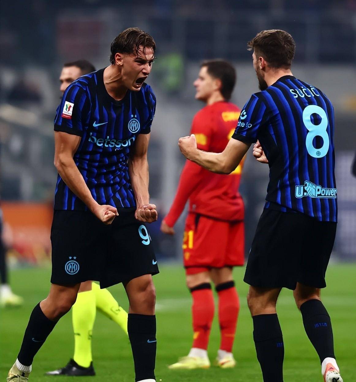 转折点AC米兰再遭质疑；欧超杯赛前攻防权衡；更衣室稳定；资深球员宣示担当的简单介绍