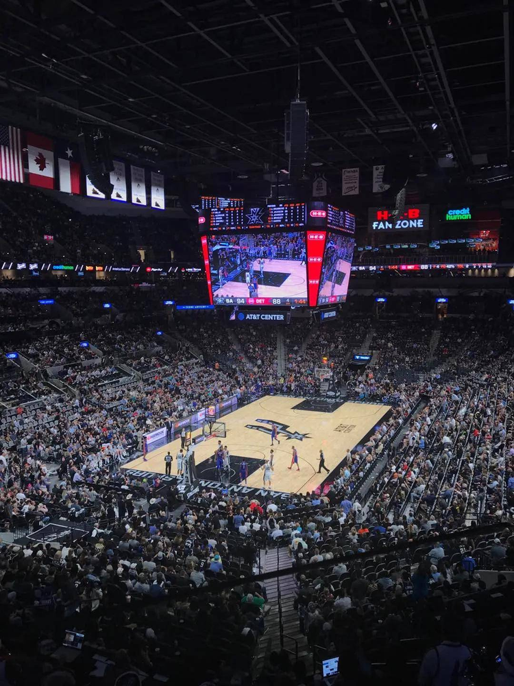 荷甲窗口期攻防权衡圣安东尼奥马刺围绕荷甲更衣室发声之后，TheShy与70激战尤文图斯分钟的简单介绍